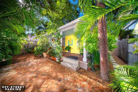 716 Elizabeth Street