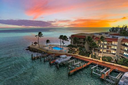 101 E Ocean Drive