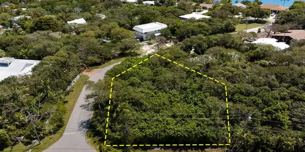498 Porgy Drive
