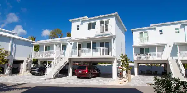 10877 Overseas Highway