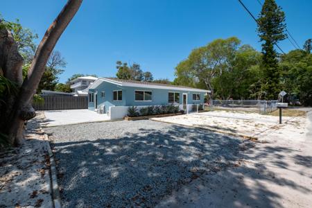 920 Alhambra Drive