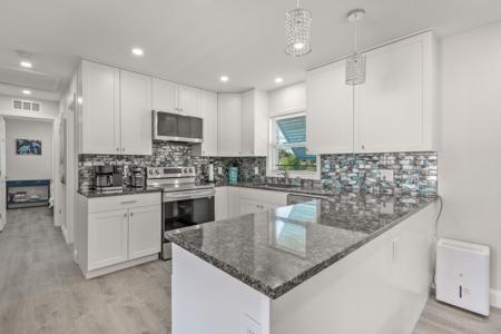2501 Seidenberg Avenue
