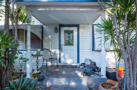1327 Duncan Street