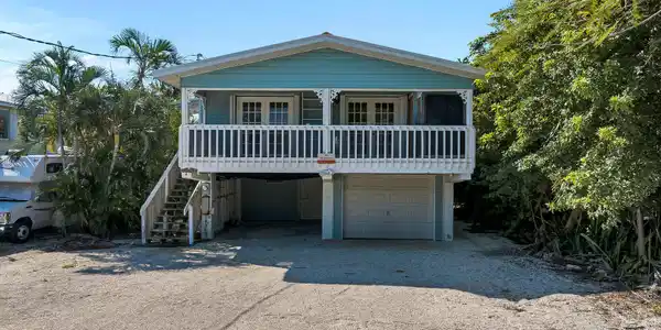 31130 Avenue I