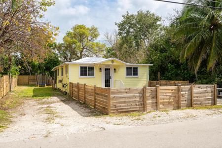 31131 Ave D