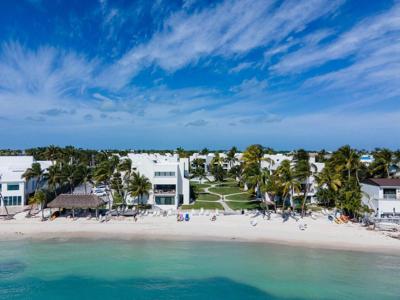 601 W Ocean Drive
