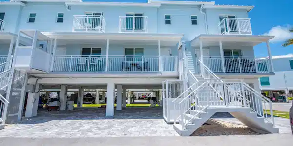 10877 Overseas Highway