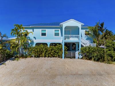 518 Avenida Primiceria