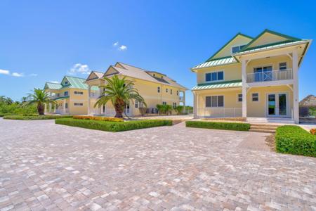 2394 Coco Plum Drive