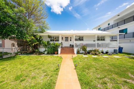 12 Beechwood Drive