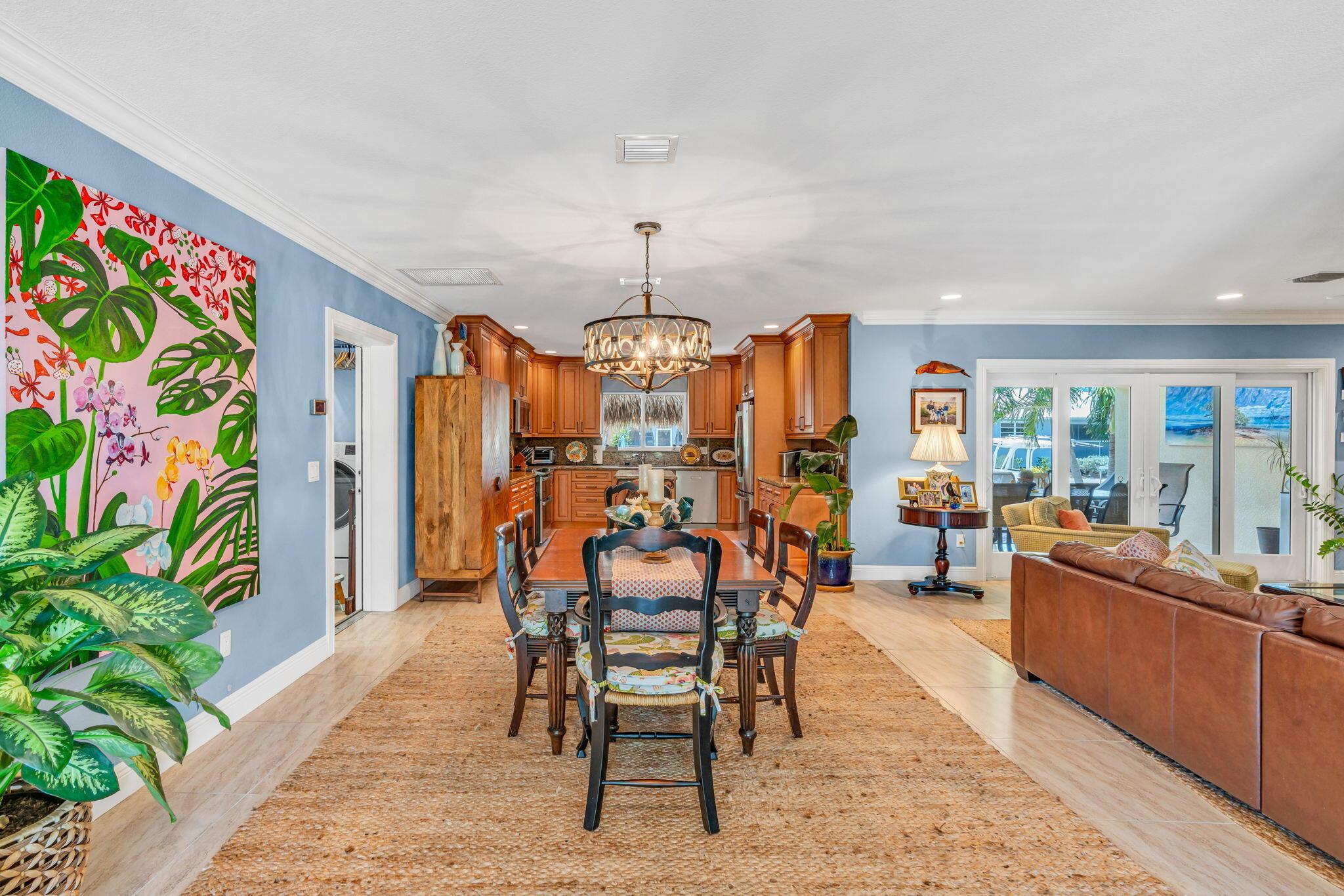 Image 4: 5-web-or-mls-20771 Second Ave West - Hig