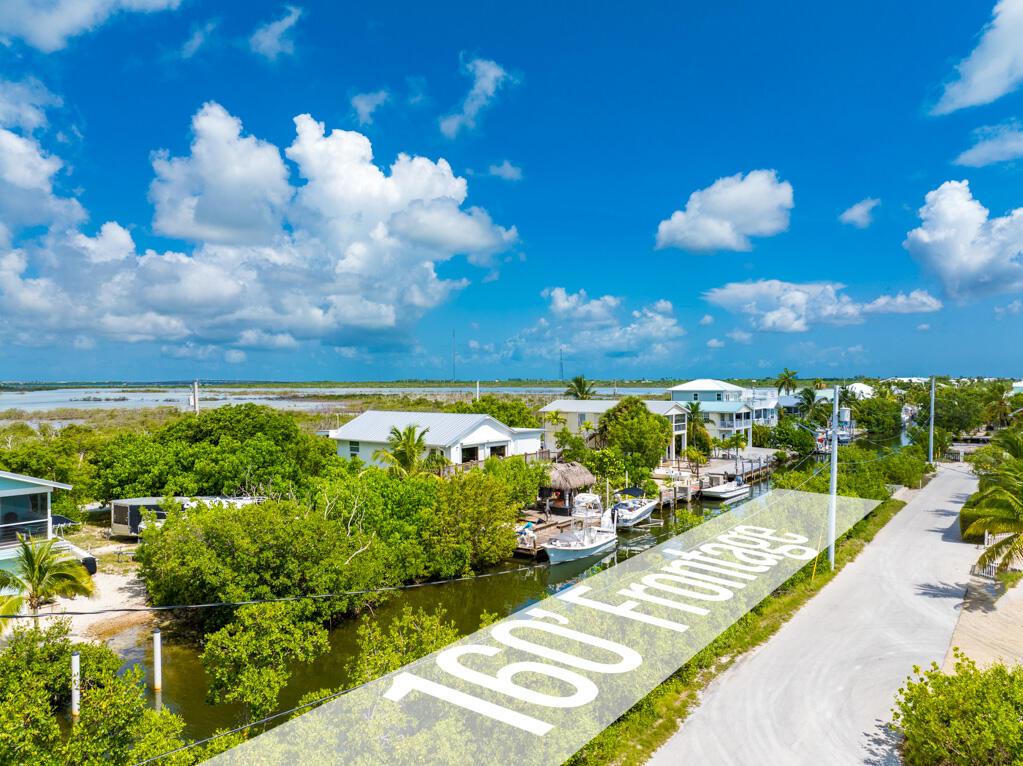 Image 3: 160' of Waterfront