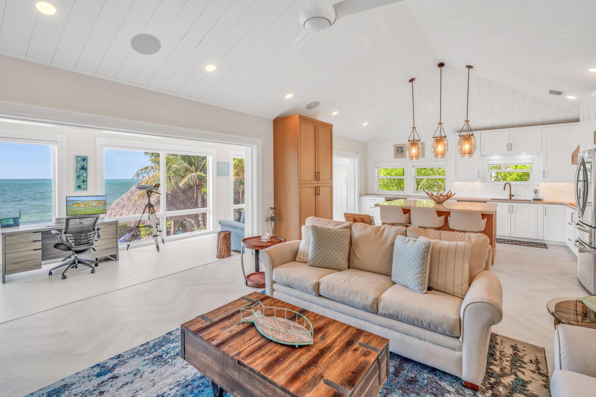 Image 4: Great Room
