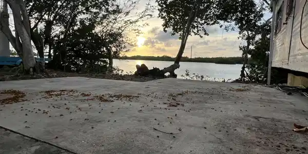 6 Beach Drive