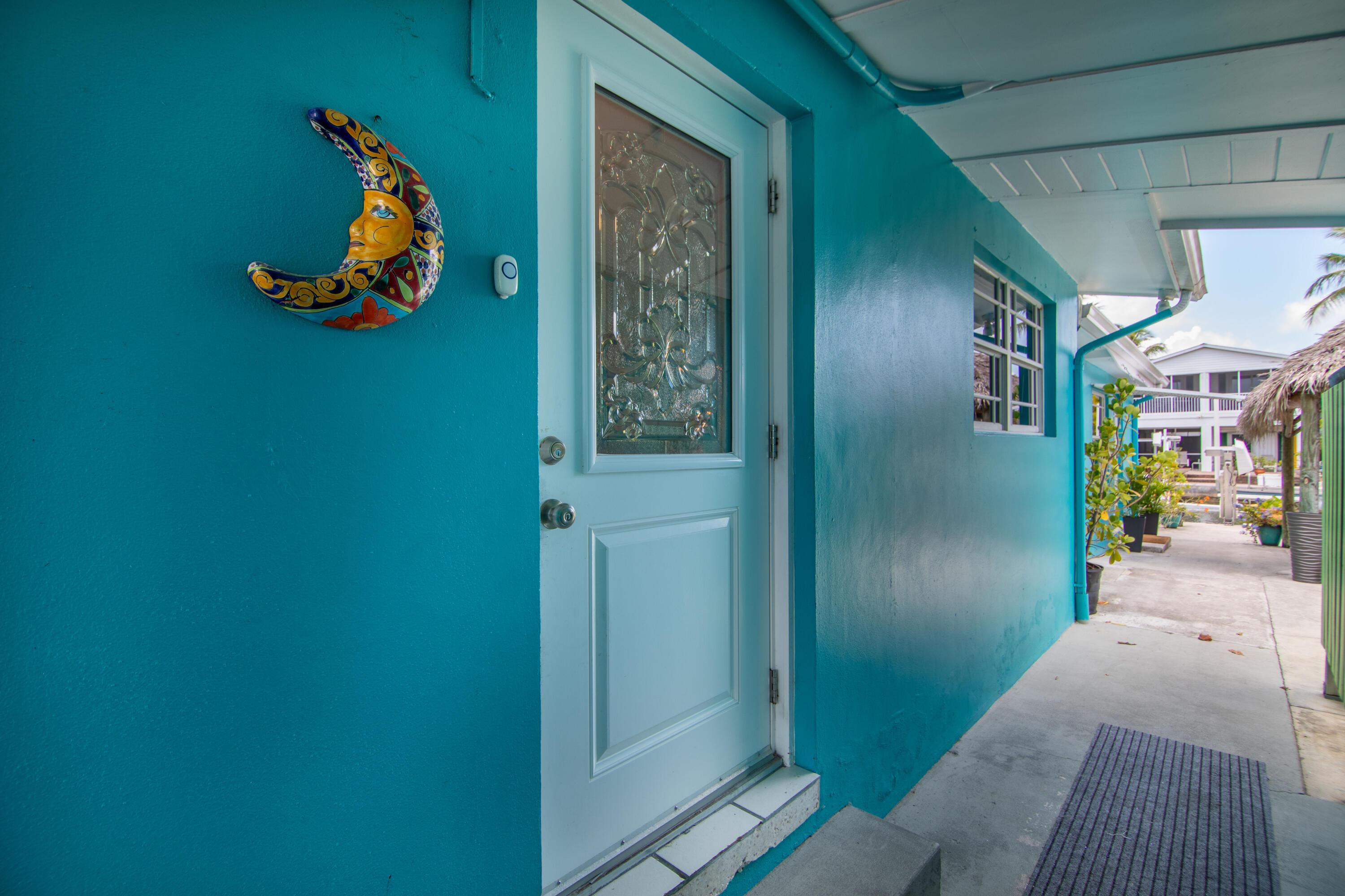 Image 3: Entrance