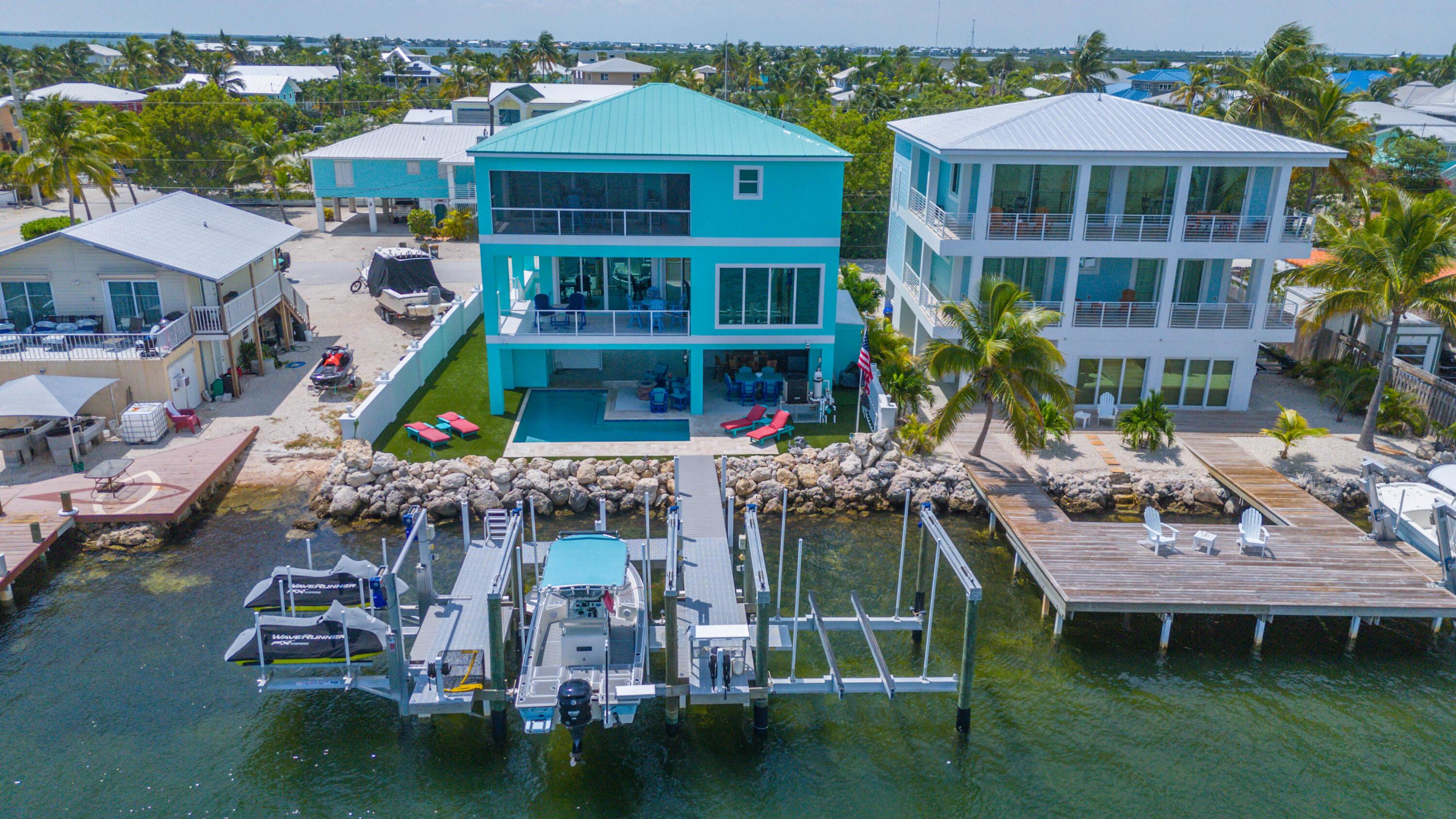 Image 2: 094-747LaFitteRoad-LittleTorchKey-FL-330