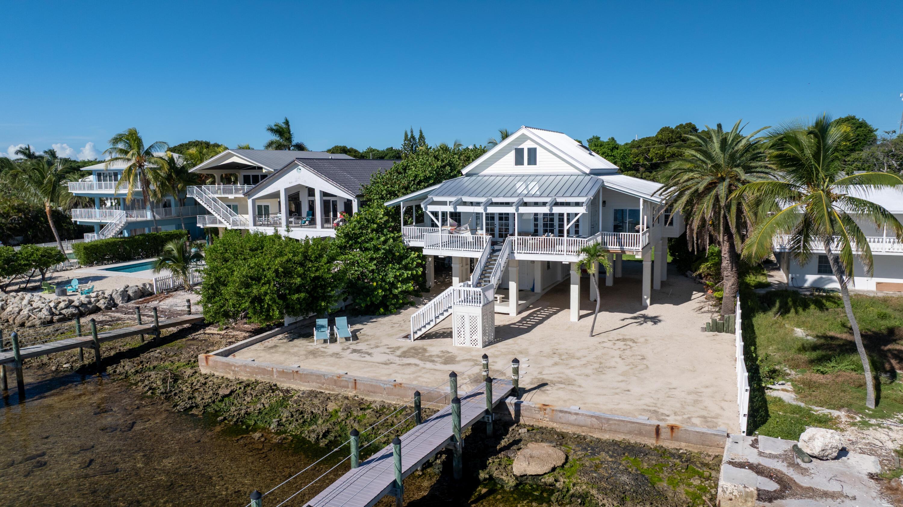 Image 2: 236 Tarpon Street