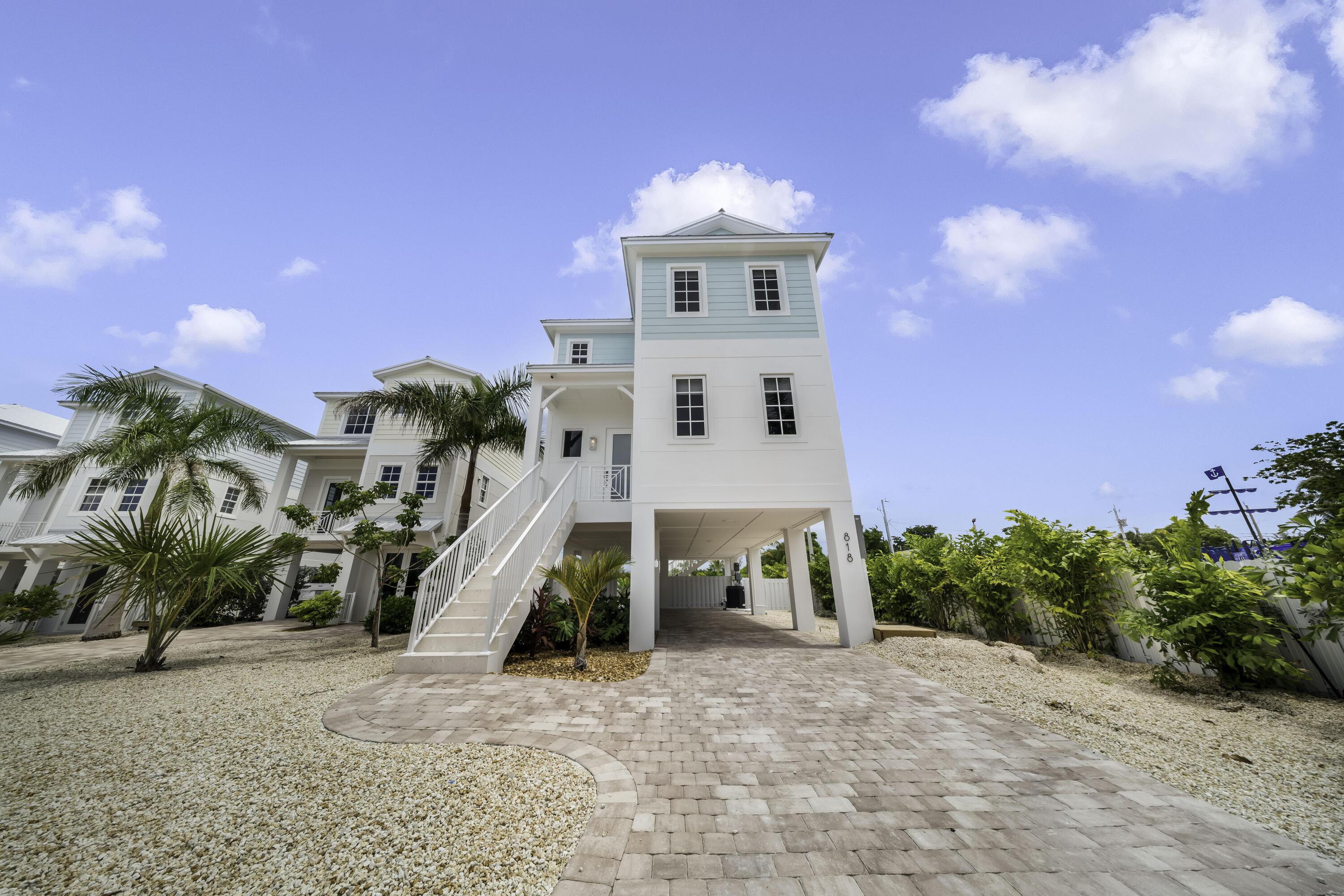Image 2: 81839thSt1