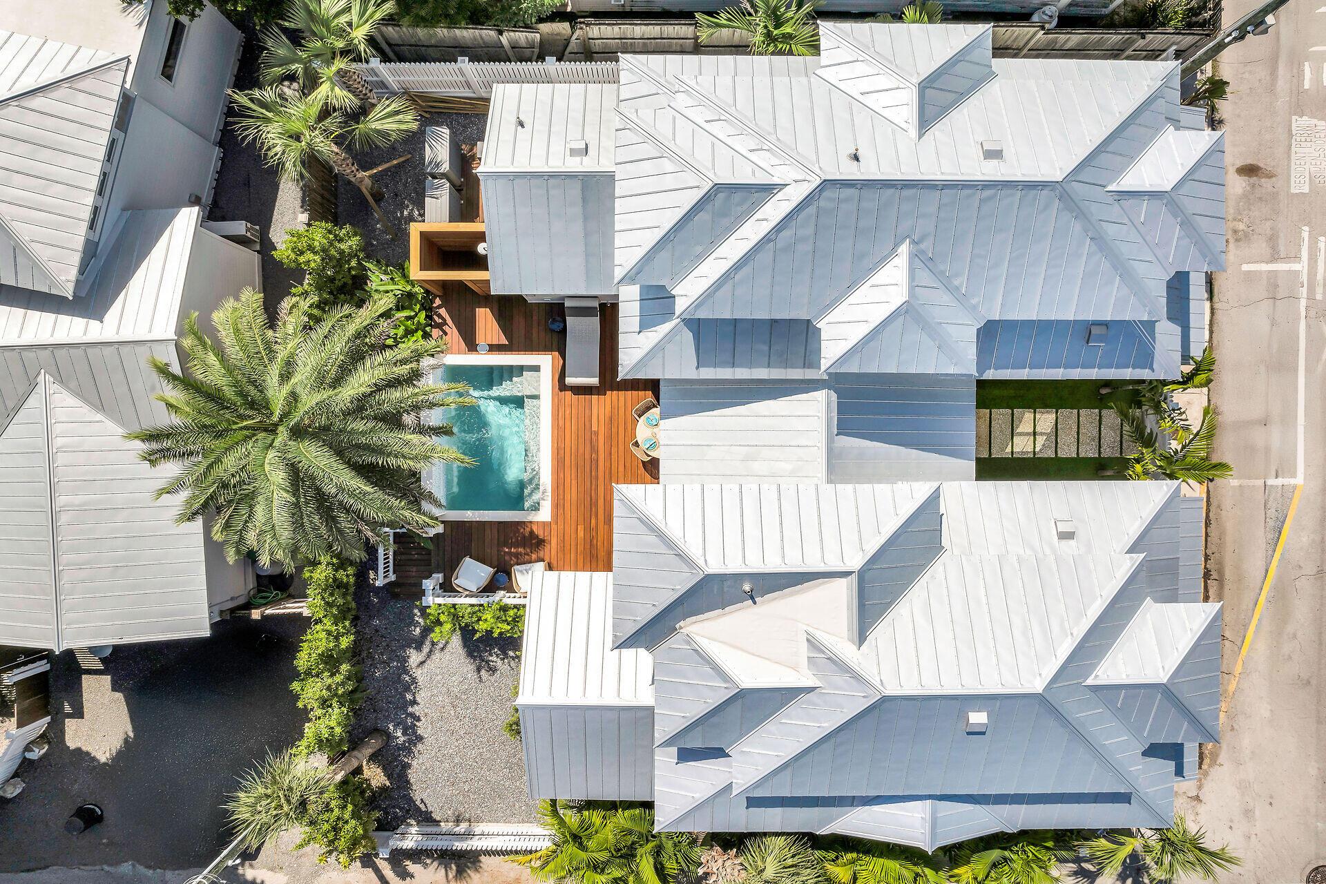 Image 4: Roof Top