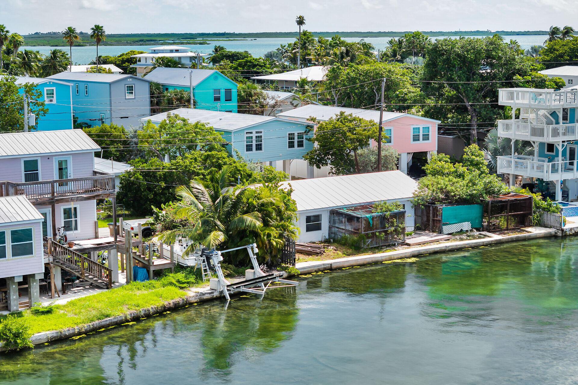 Image 2: Keys Getaway