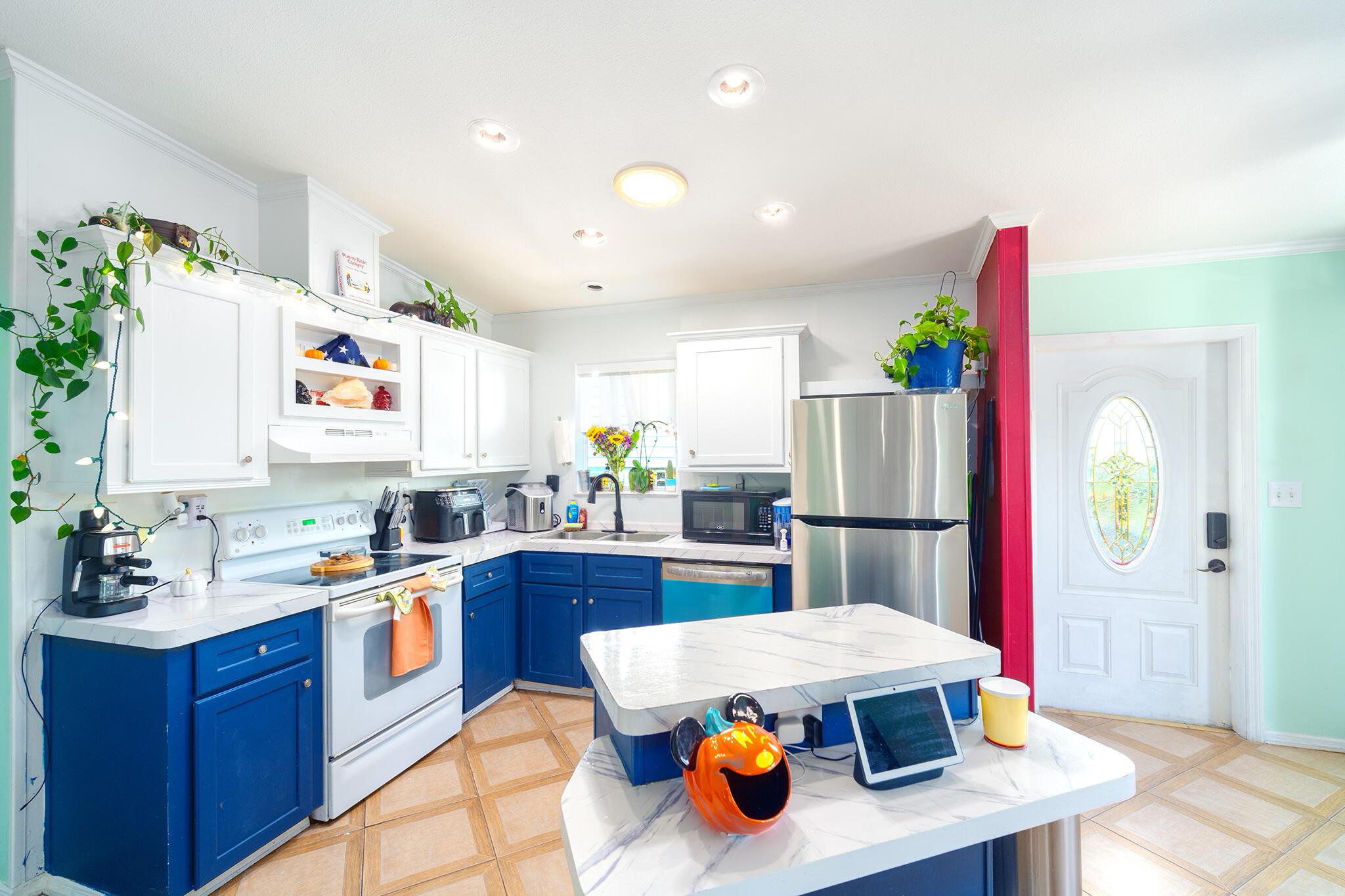 Image 2: 4 Coral Dr (web) - 048