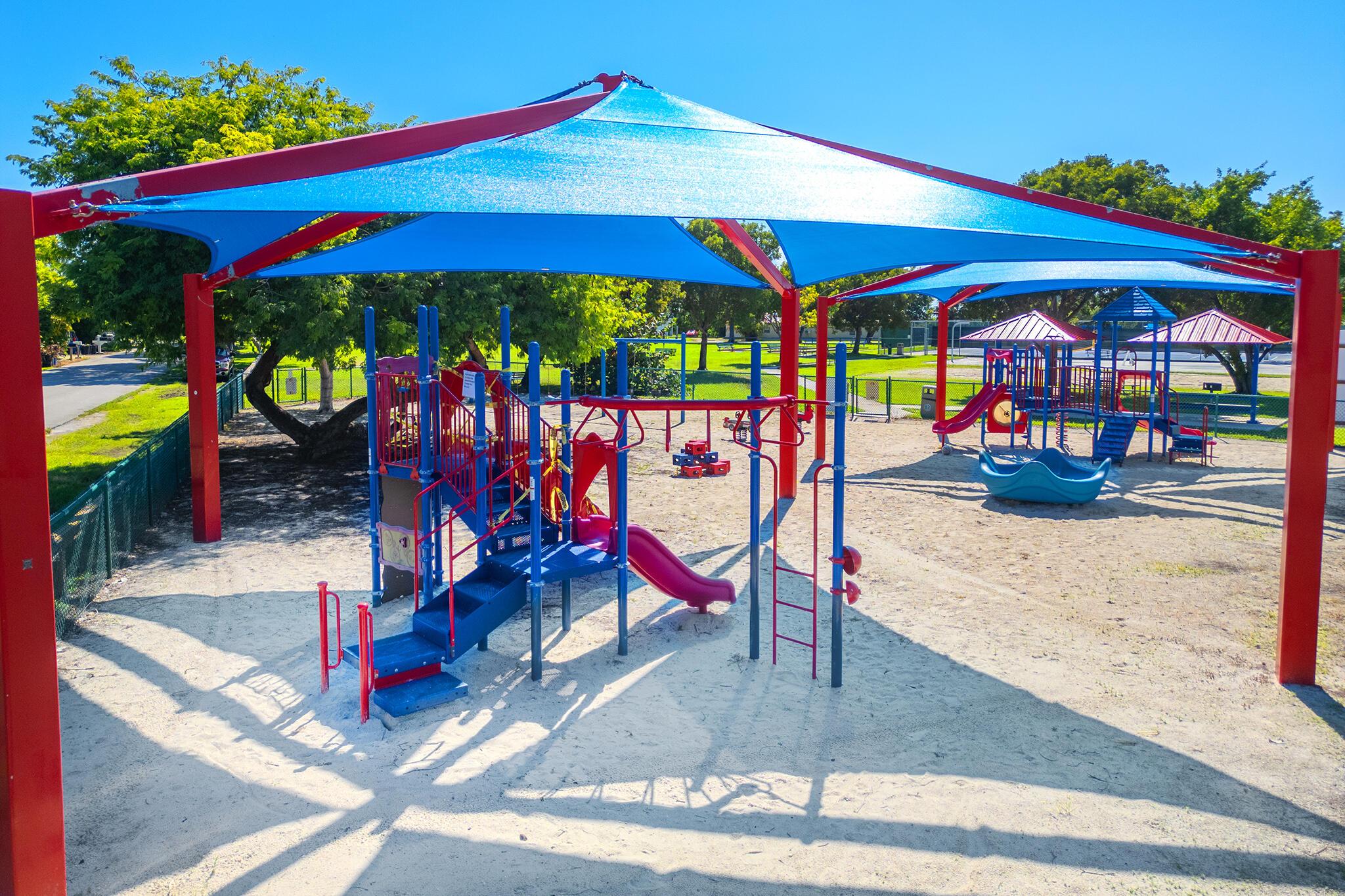 Image 4: 4 Coral Dr (web) - 023