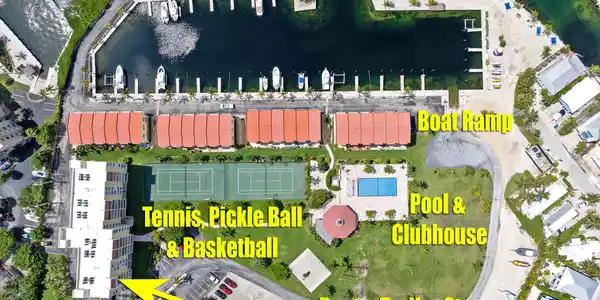 Image 4: Amenities
