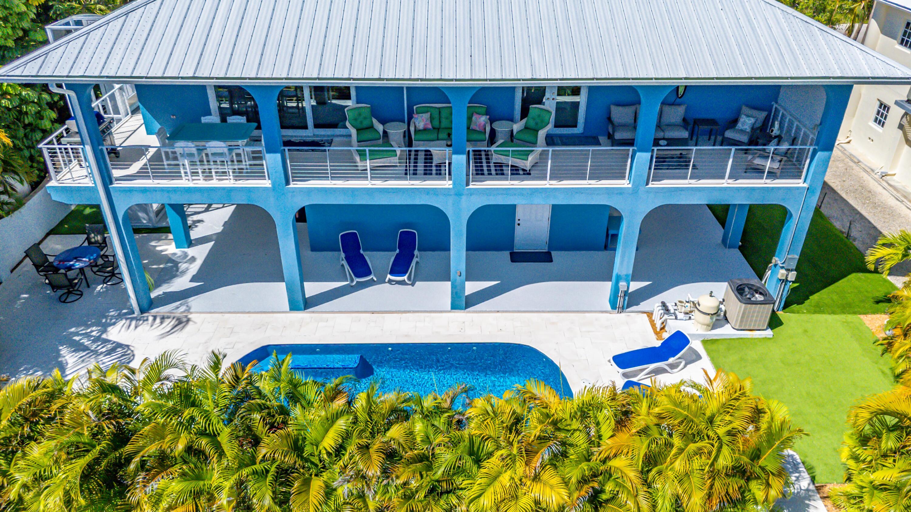 Image 4: Canal Front Home with ocean access (3 of