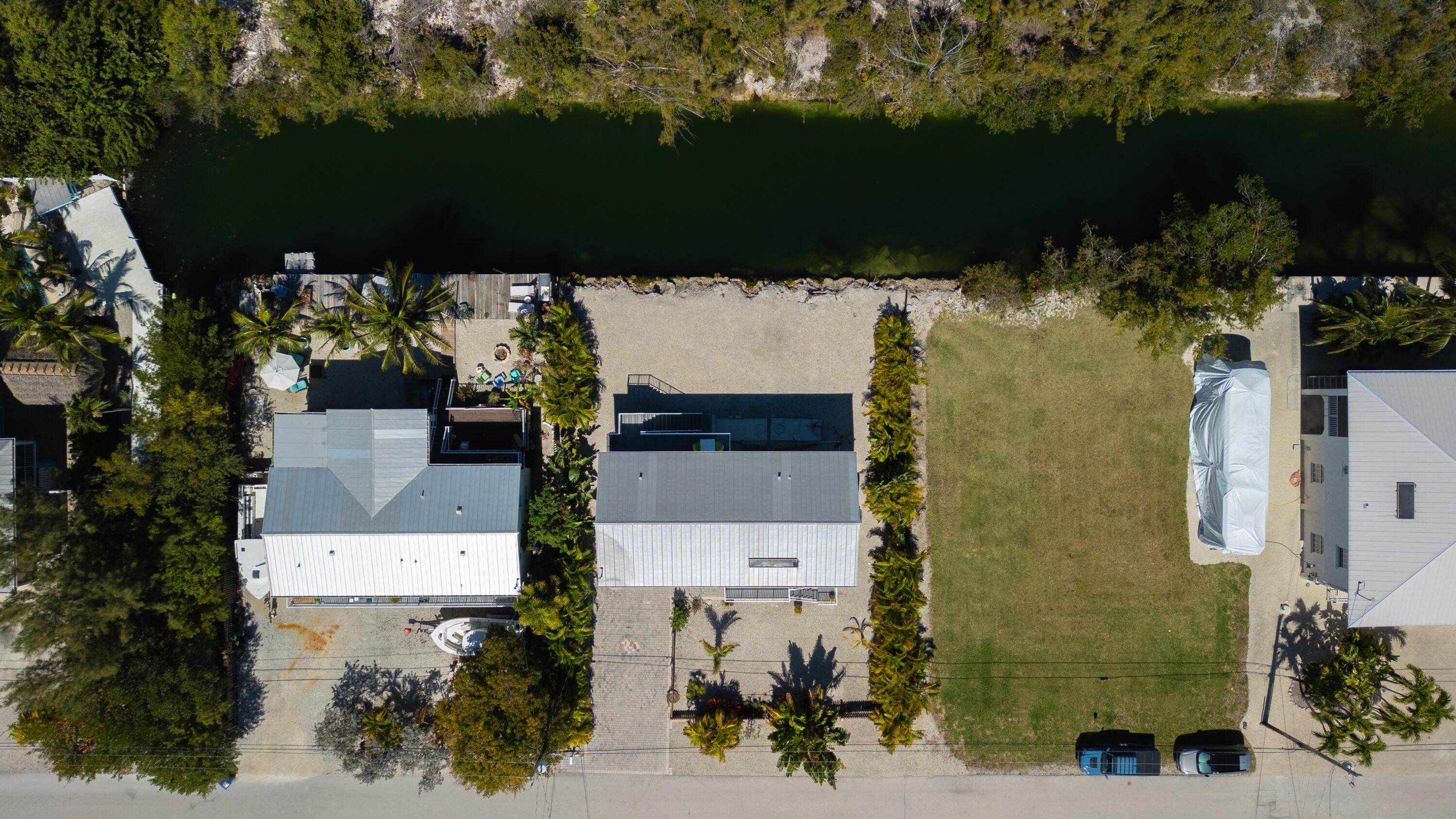 Image 4: 17245 Jamaica Lane, Sugarloaf, FL