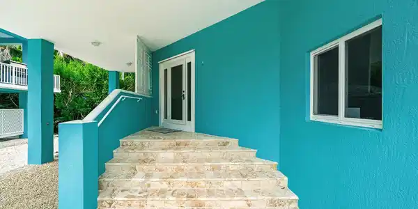 Image 4: entrance 2
