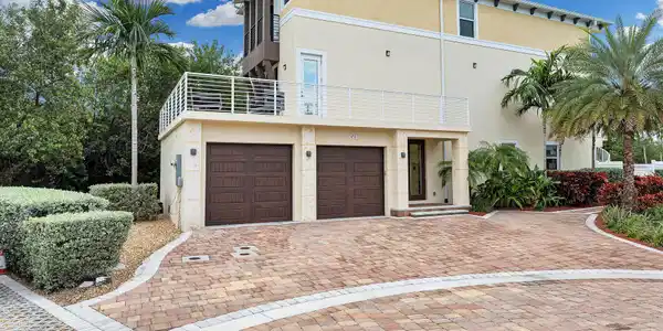451 Sombrero Beach Road