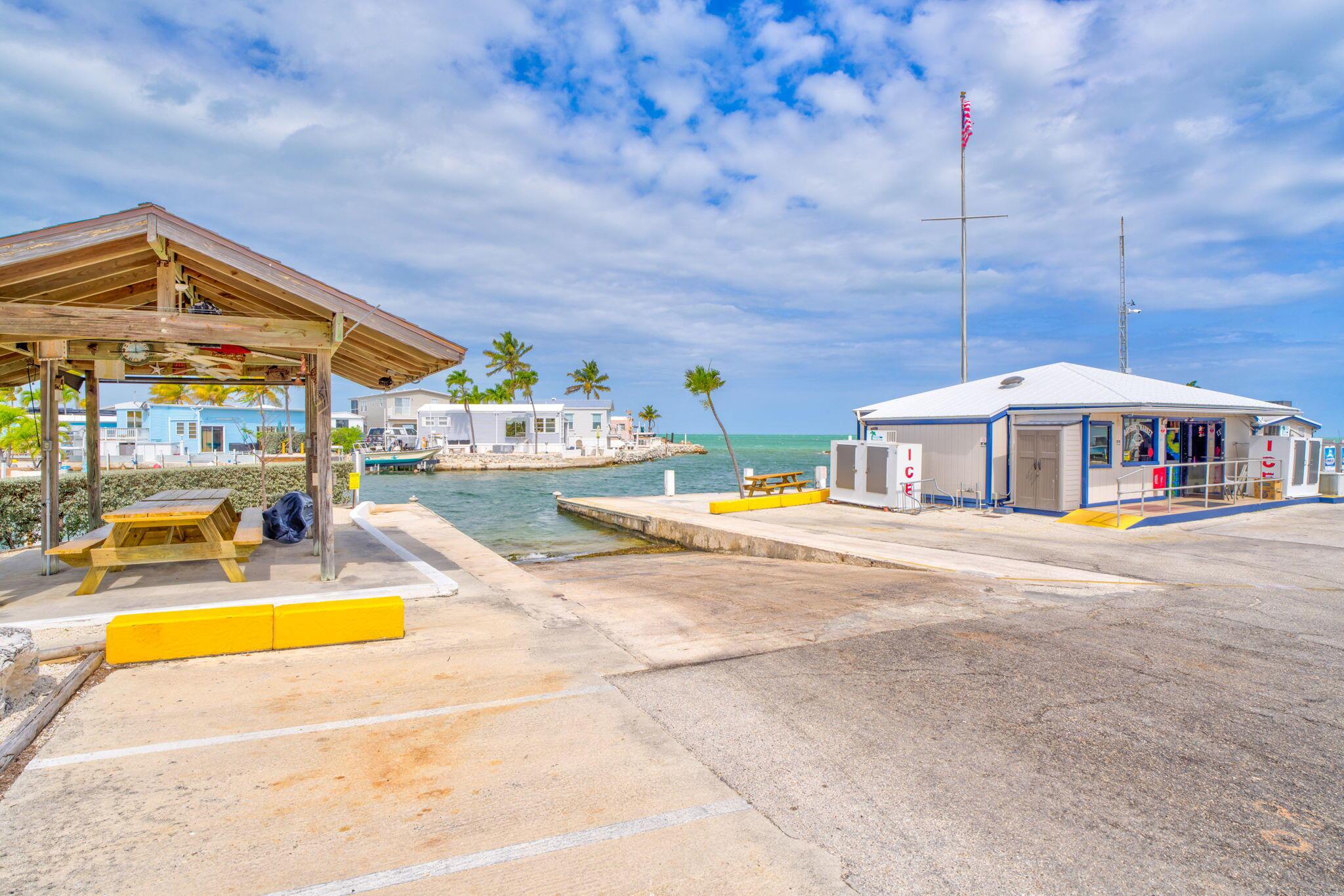 Image 3: 65821 Overseas Hwy