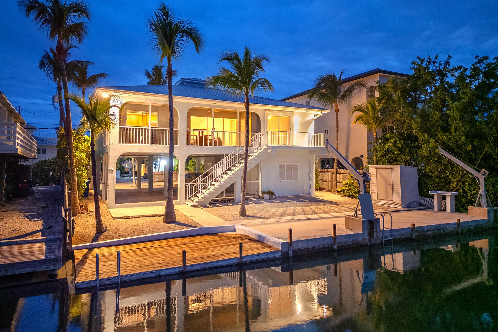 Image 1: 947 Gulf Dr (web) 012