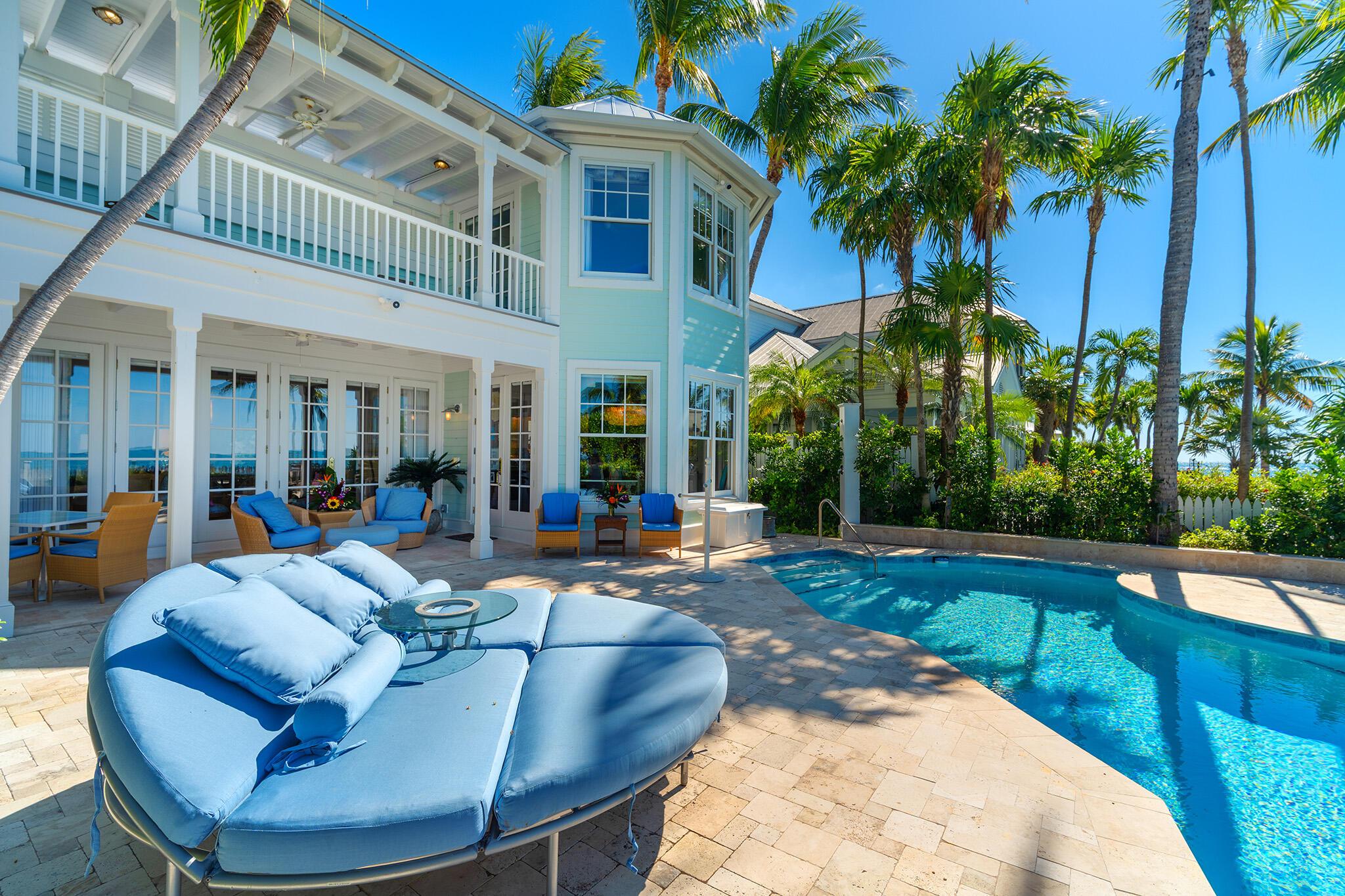 Image 3: 16 Sunset Key (web) - 107