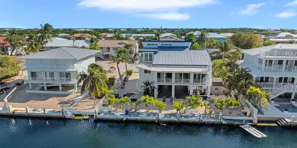 122 Gulfwinds Lane