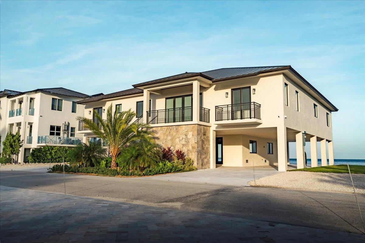 Image 4: 095-126Sunrise-91