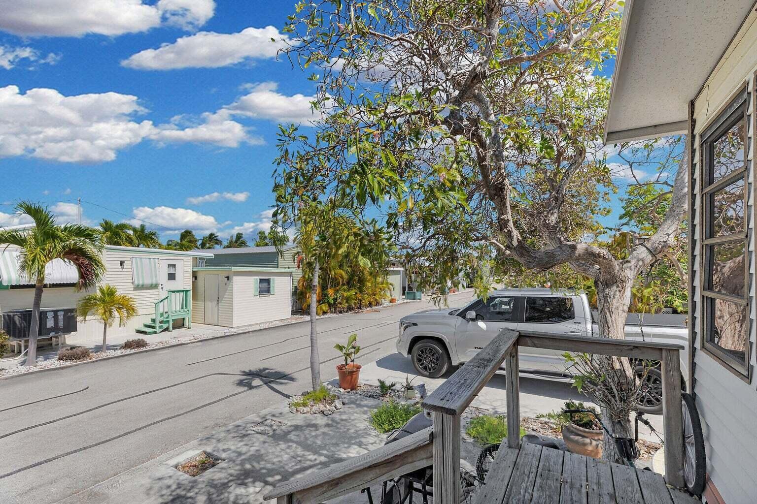 Image 4: 20250412005250833877000000-o