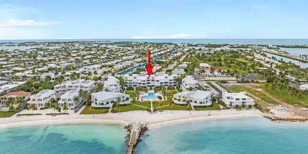 799 W Ocean Drive