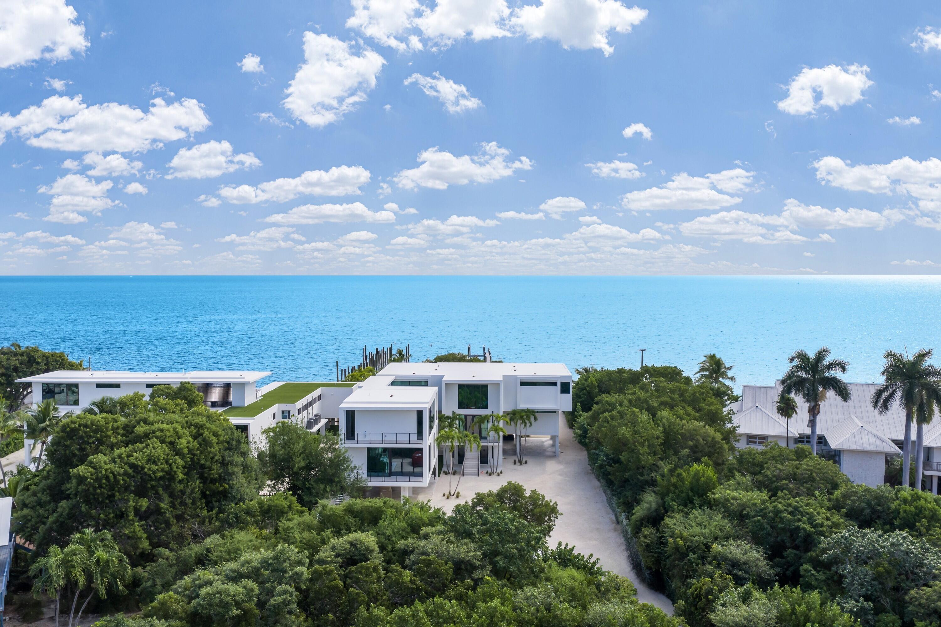 Image 2: Plantaion_Key_87895_Old_Hwy_Aerial_0017