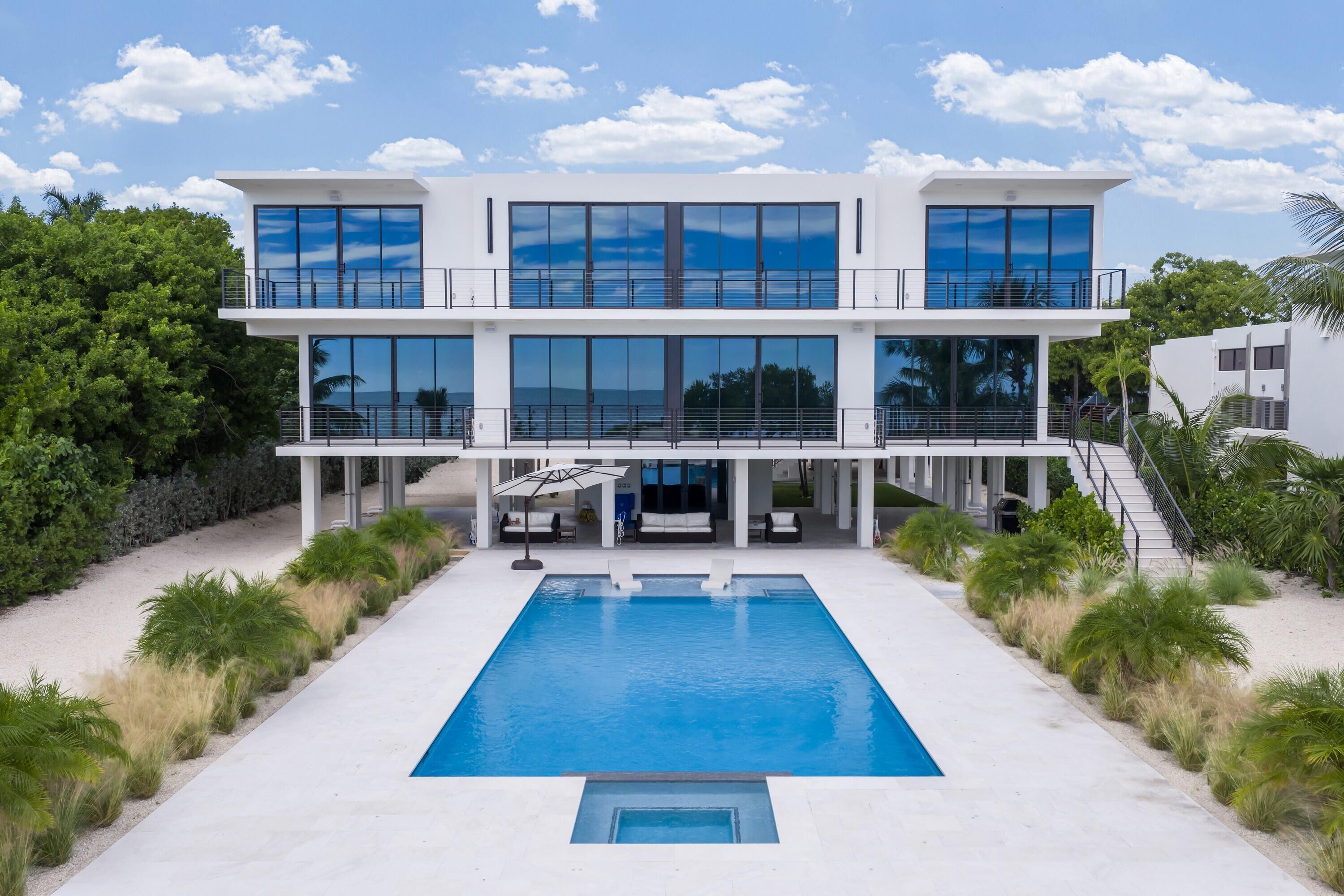 Image 4: Plantaion_Key_87895_Old_Hwy_Aerial_0117