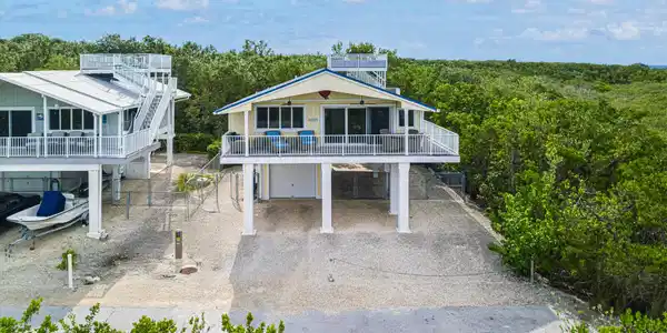 116 South Drive