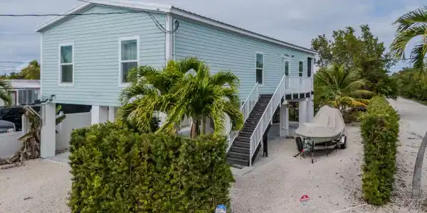 27999 Lobster Tail Trail