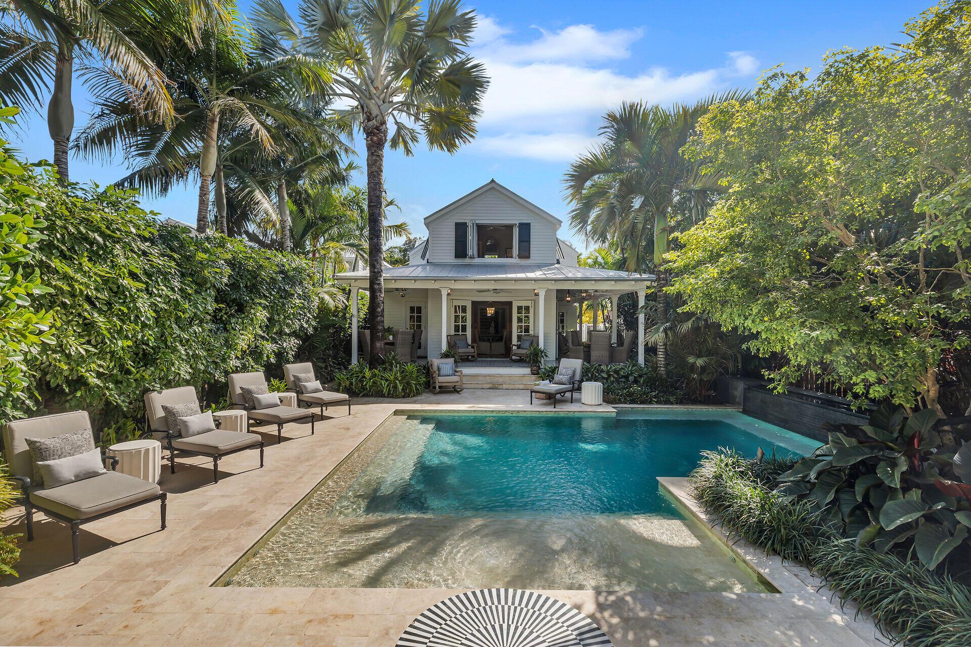 Image 2: 1109 Fleming Street