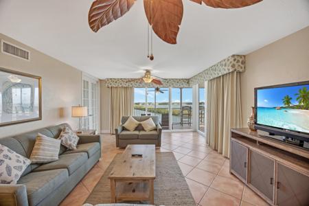 4303 Marina Villas Drive