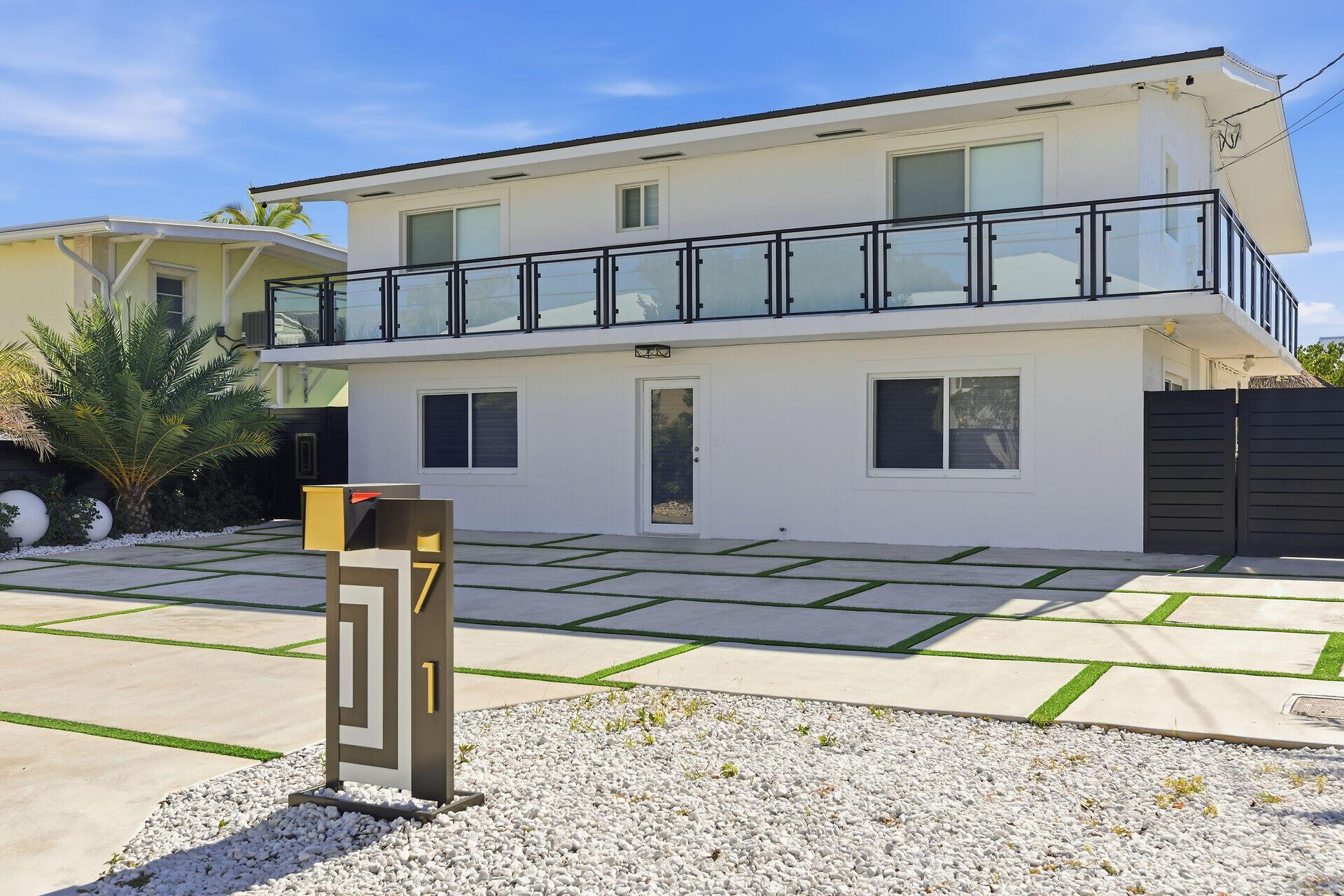 Image 2: Front of Home