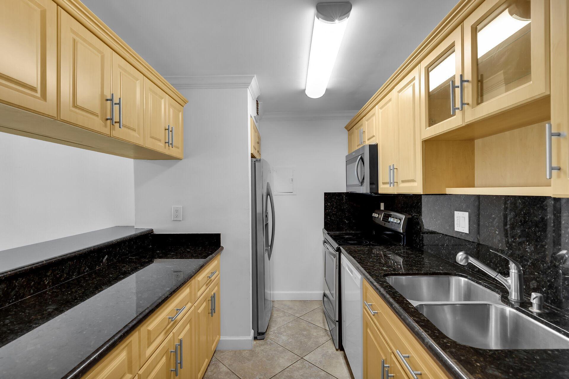 Image 3: virtual-tour-358169-03