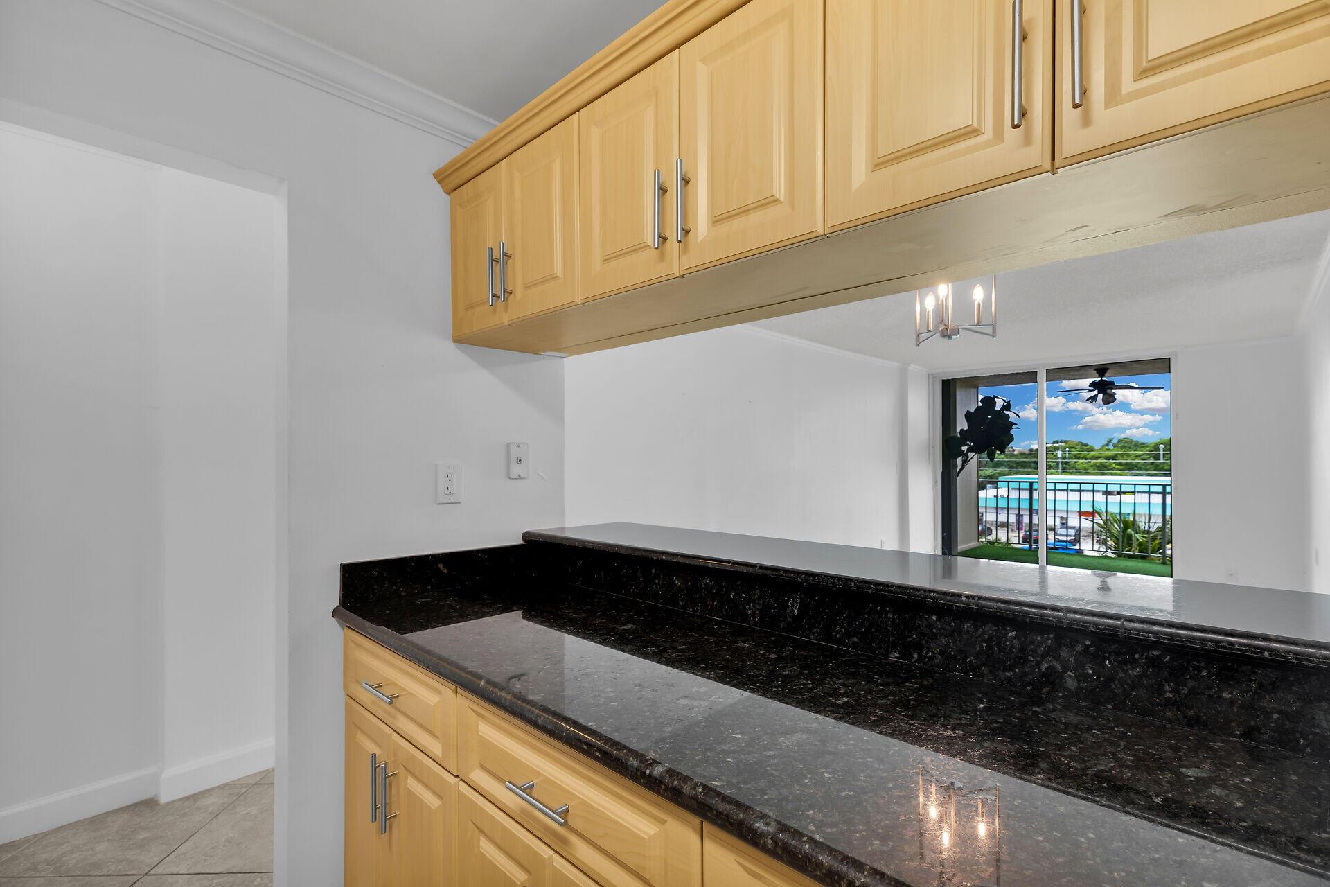 Image 4: virtual-tour-358169-04