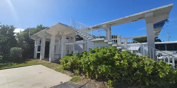 946 S Topaz Avenue