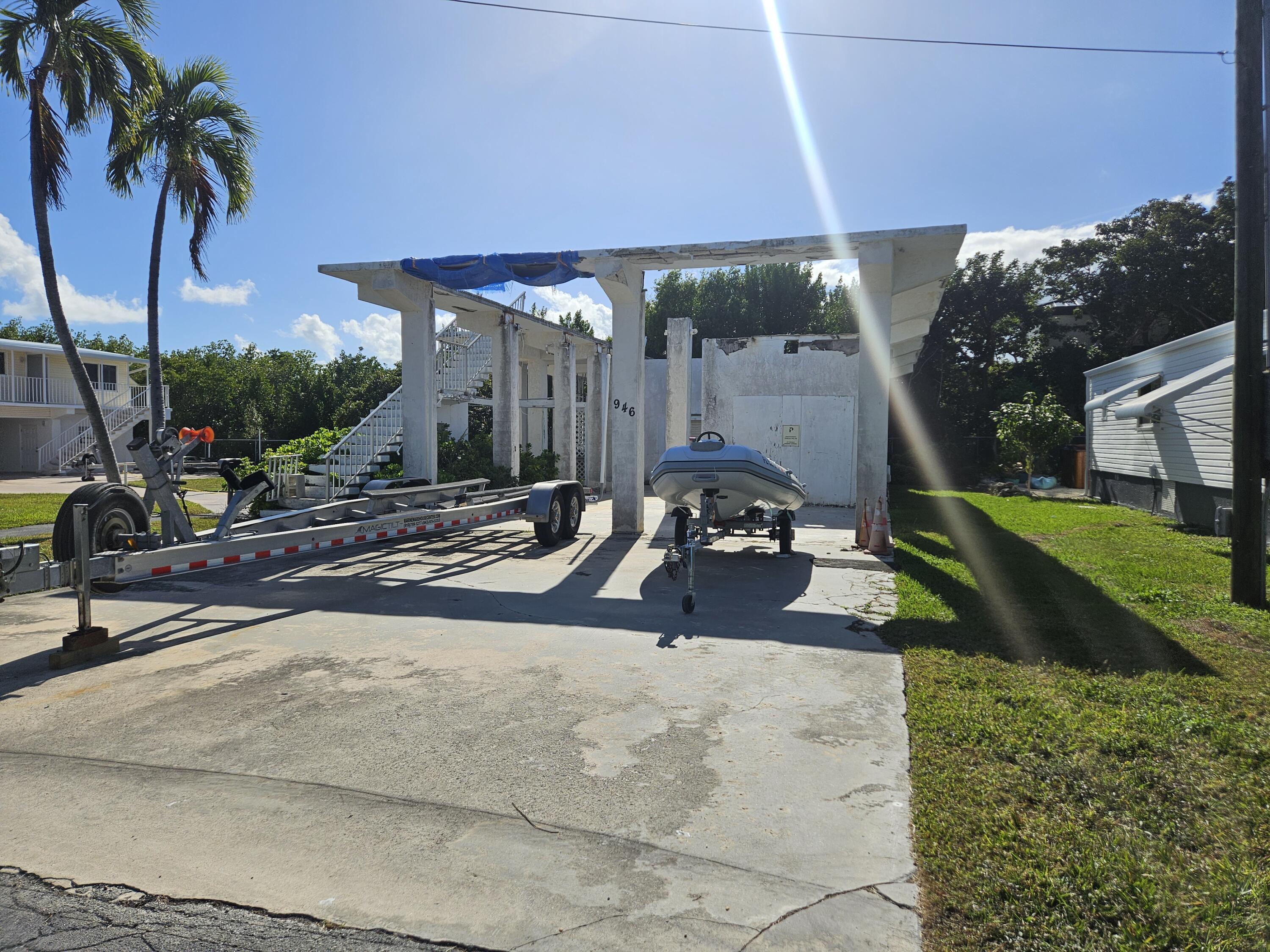 Image 3: 946 S Topaz in Silver Shores