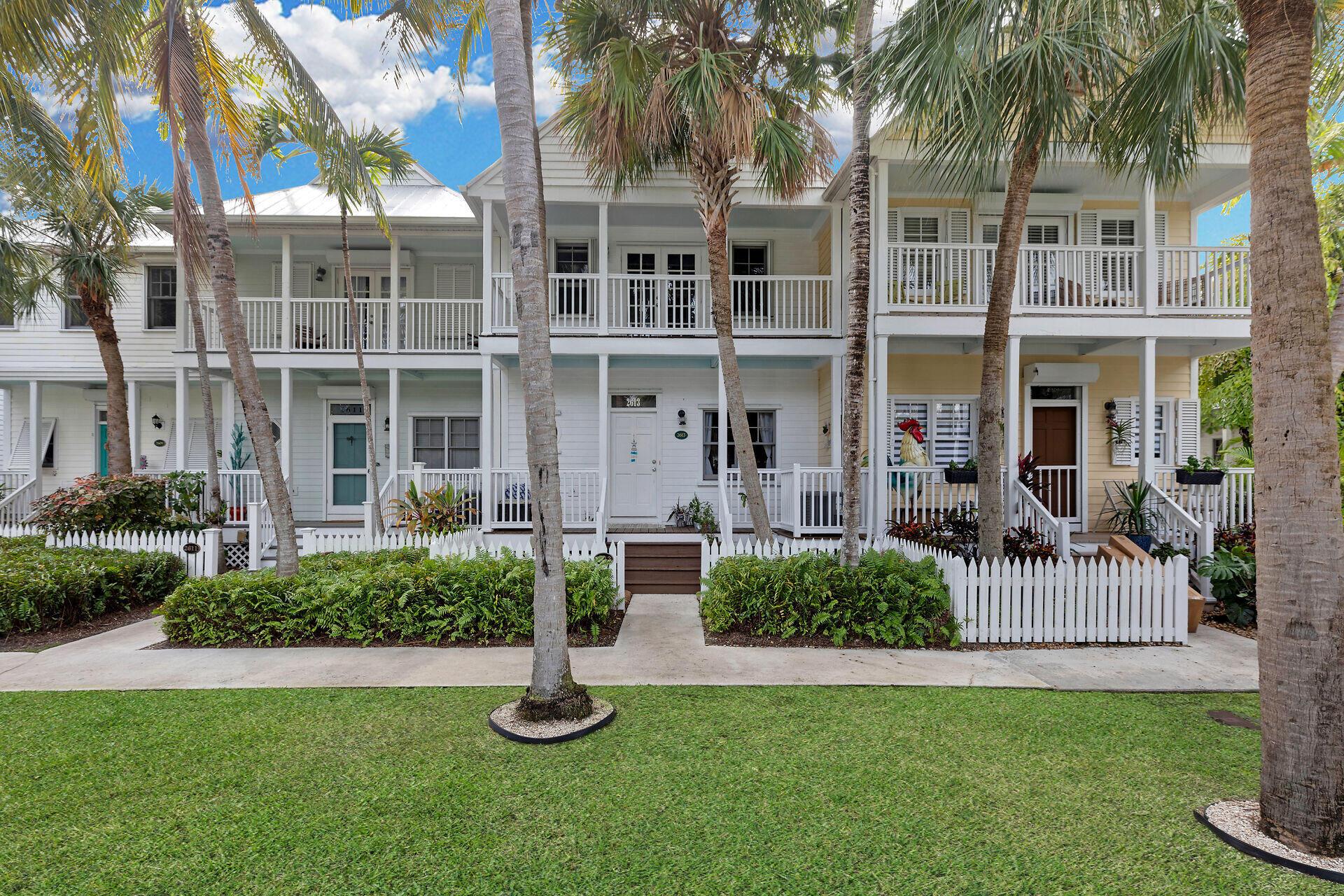 Image 2: 2613 Gulfview Drive